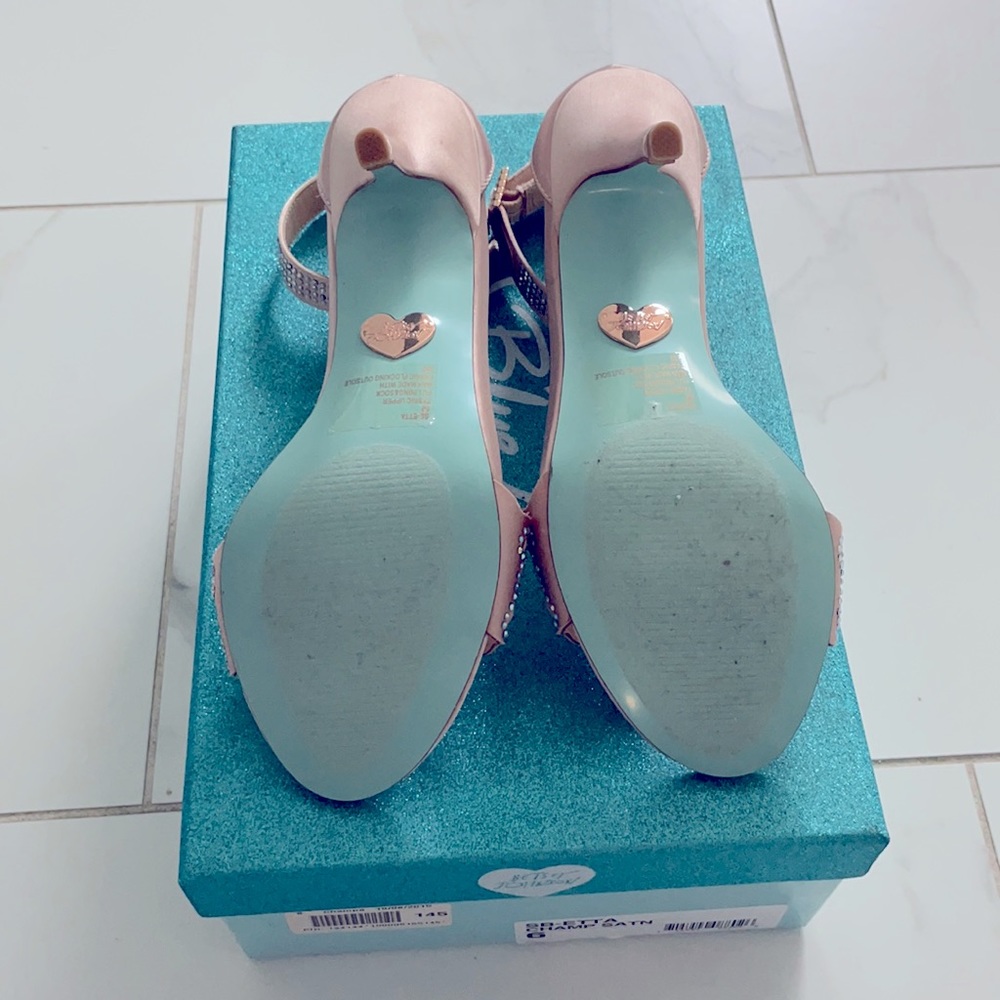 Blue by Betsey Johnson Champagne Satin Shoes - Picture 4 of 7